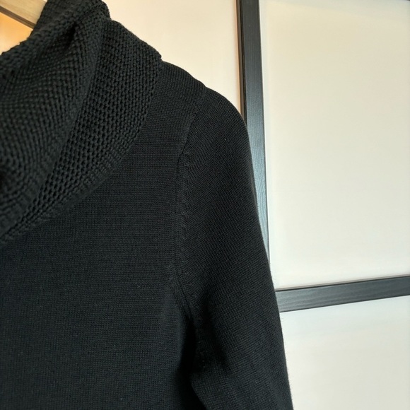 Oakley Women’s black knit sweater. Size small - Picture 5 of 15